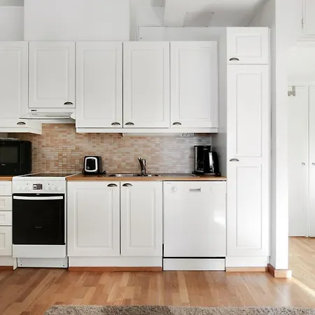 Kotimaailma Kamppi - Tilava, 2 Makuuhuonetta - Rauhallinen, Valoisa & Taeysin Varusteltu 公寓 3*